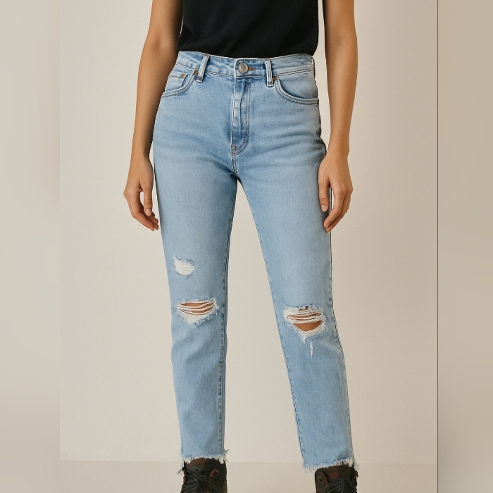 Eightytow Trendy Light Blue Distressed Skinny Jeans